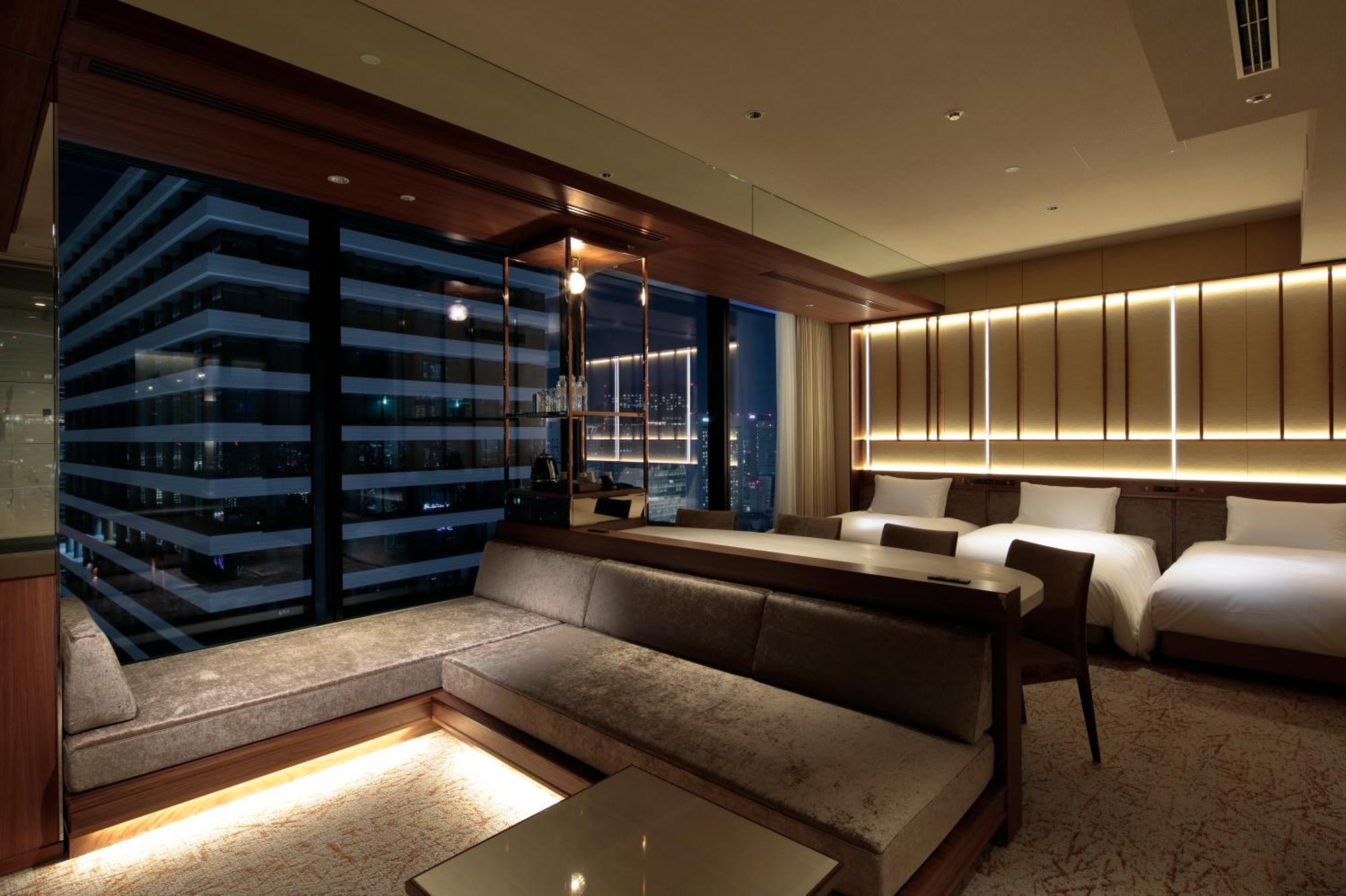 Candeo Hotels Osaka The Tower 외부 사진 A room at the hotel