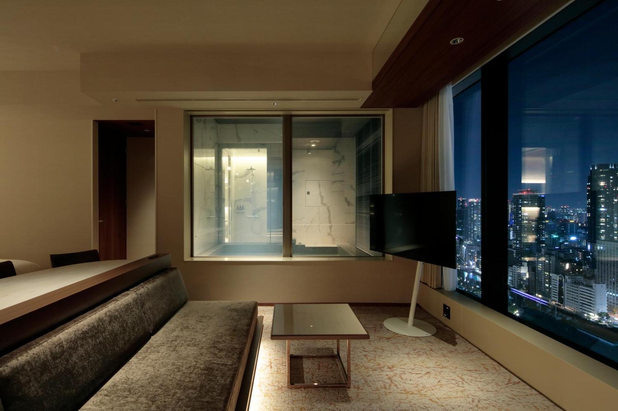 Candeo Hotels Osaka The Tower 외부 사진 A room at the hotel